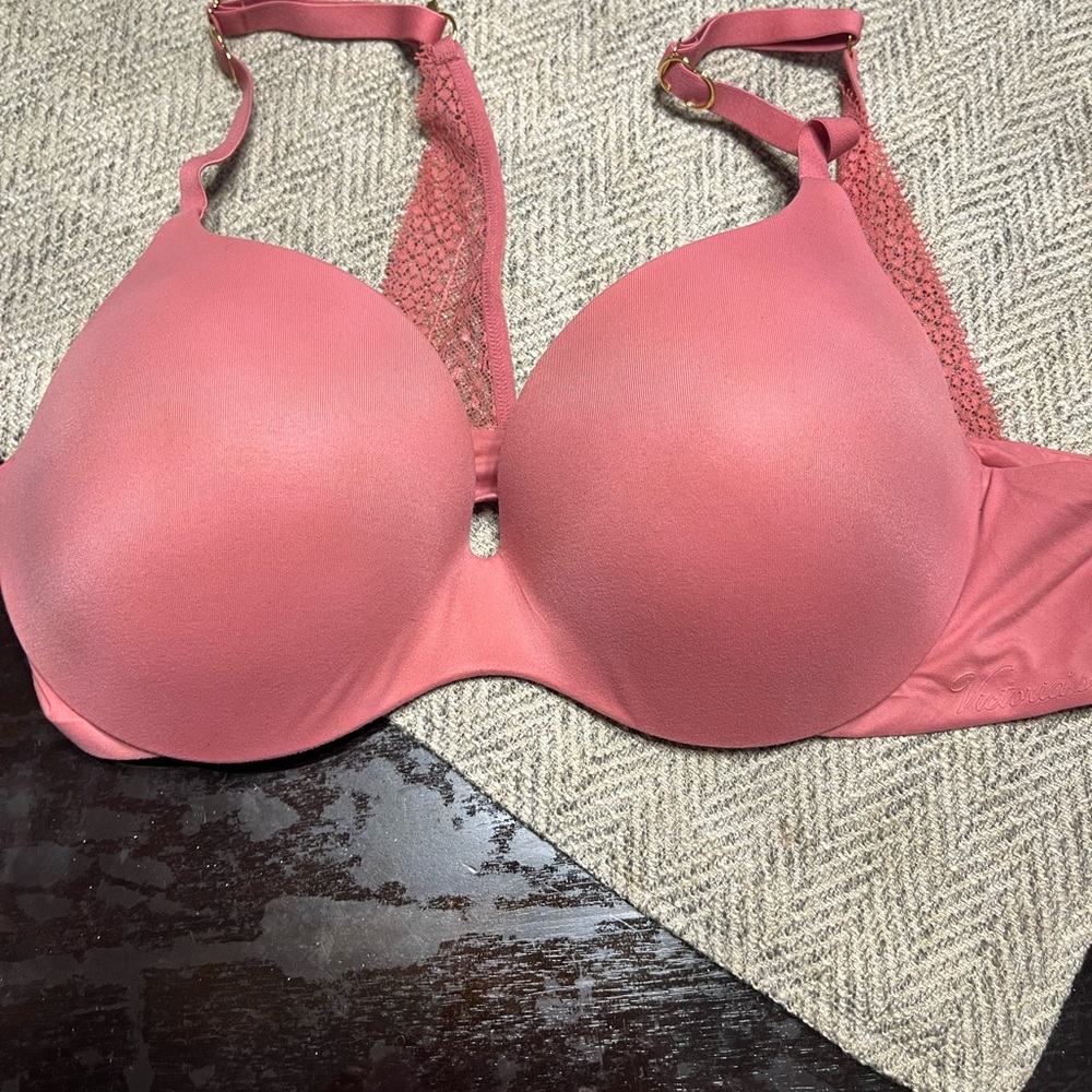 Victoria’s Secret bra